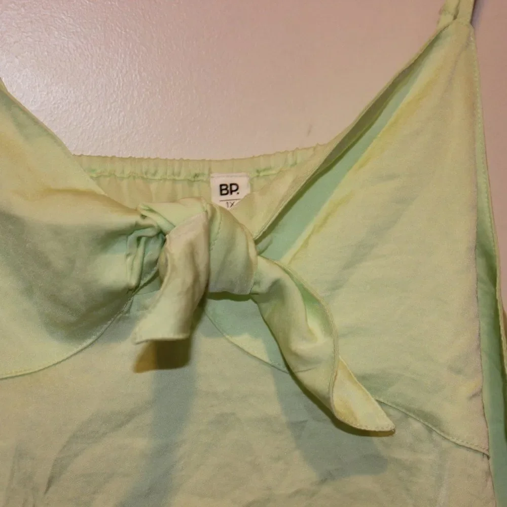 NEW BP. Green Sleeveless Strappy Crop Camisoles Tops Women's Size 1X - Picture 3 of 10